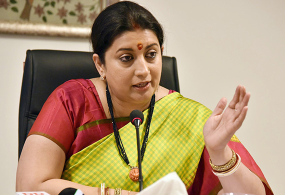 Smriti Irani: Need More Women to run Mid-Sized Businesses and Expand them into Major Organisations