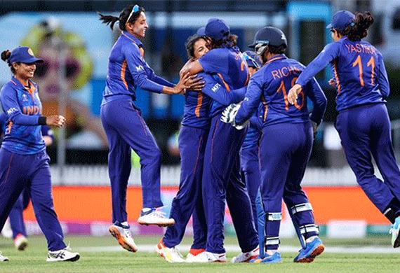 Indian Women's Cricket Team Support Staff to be given Long Term Contracts 