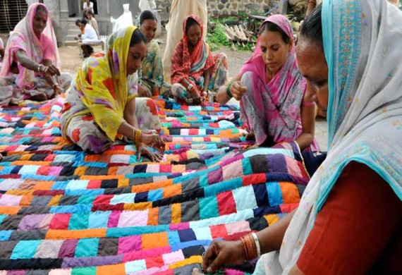UPSRLM collaborates with Frontier Markets to promote rural women entrepreneurship