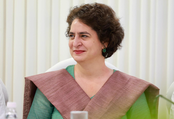 Priyanka Gandhi to meet Rural Women in Kanker amid Elections Campaign Priyanka Gandhi to meet Rural Women in Kanker amid Elections Campaign
