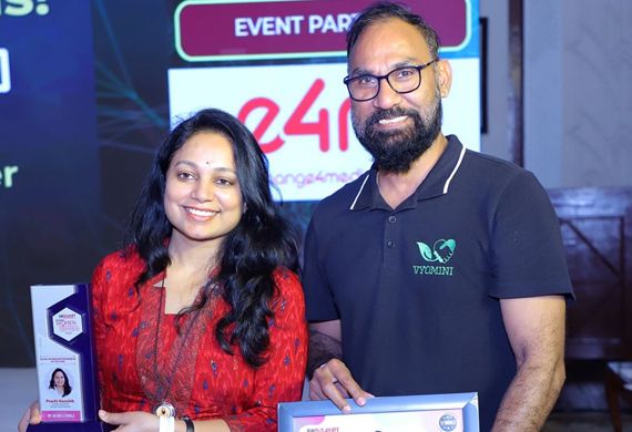 Prachi Kaushik Receives Social Women Entrepreneur Award