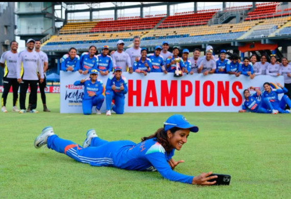 Indian Women's Cricket team Register 97 Run Win Over SL in Tri-Series Final Indian Women's Cricket team Register 97 Run Win Over SL in Tri-Series Final