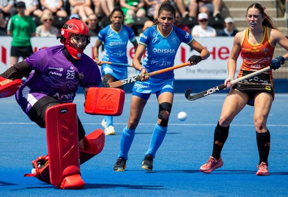 Indian Women's Hockey suffers 2-3 loss to Australia at FIH Hockey Pro League Indian Women's Hockey suffers 2-3 loss to Australia at FIH Hockey Pro League