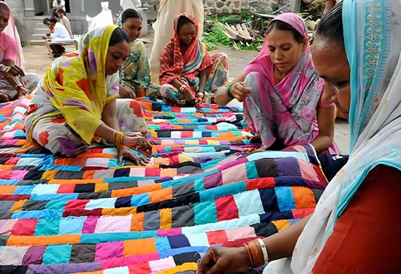 UN Women, Rang De & Manjari Foundation Team Up to Support Women Entrepreneurs in Rural India