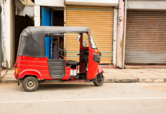 Project Malar Empowers 20 Women with E-Autos for Income and Green Mobility Project Malar Empowers 20 Women with E-Autos for Income and Green Mobility