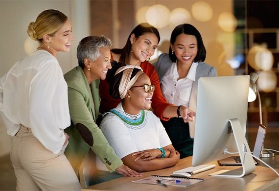 Standard Chartered Unveils Women in Tech Accelerator in UAE  