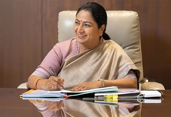 Delhi CM Rekha Gupta Plans 1 Lakh Smart Lights, 50K CCTVs