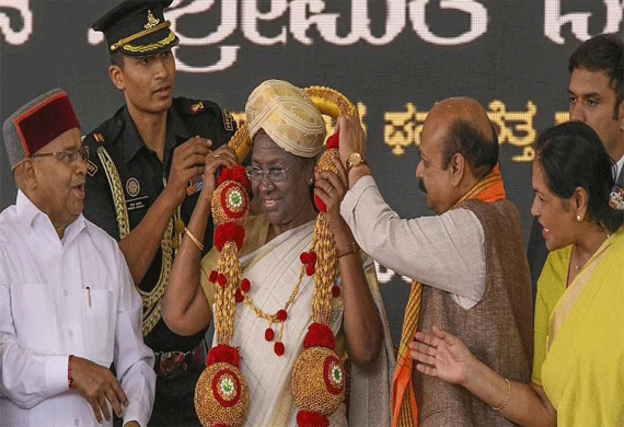 President Murmu Inaugurates Dussehra festivities in Mysuru; Highlights Need for Women Empowerment