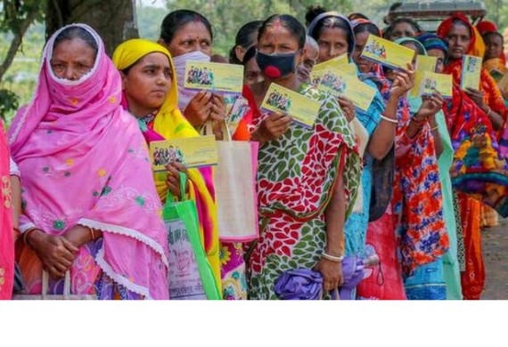 Women account for over 55 percent of Jan Dhan account holders, Finance Ministry