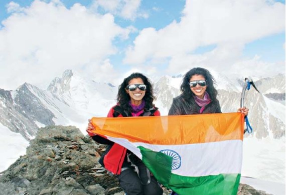 Everest Twin Sisters completes Switzerland's 