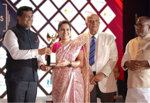 Eminent Women from throughout the Country honoured at the Abhyuday Vatsalyam Women Achievers Award-2022