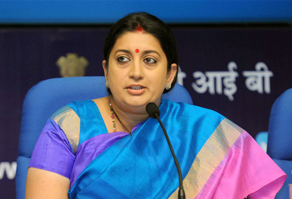 Smriti Irani takes feedback on Public Welfare Schemes in Udhampur