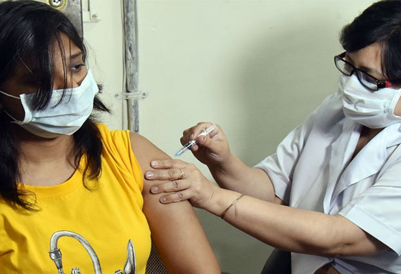 Special PINK BOOTHS in UP for Women to get Vaccinated