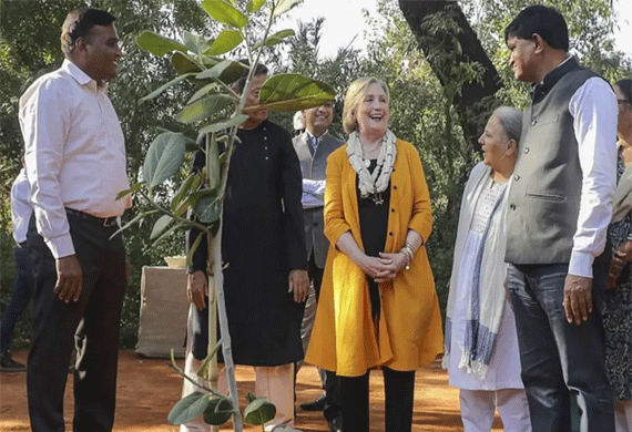 Hillary Clinton launches Global Climate Fund in India 