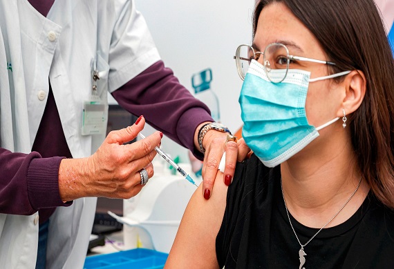 Higher vaccination rate of women for Covid than men in Rajasthan's four districts Higher vaccination rate of women for Covid than men in Rajasthan's four districts
