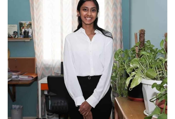 Prestigious Canadian Scholarship Awarded to 17-year-old Indian Girl   