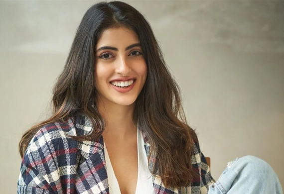 Navya Naveli Nanda Works on a Campaign with L'Oreal Paris Navya Naveli Nanda Works on a Campaign with L'Oreal Paris