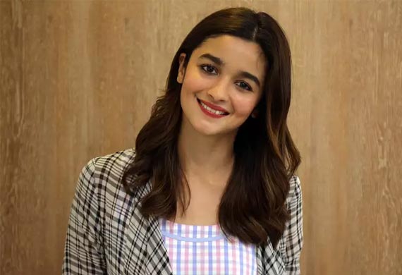 Alia Bhatt to Don Producer Hat as She Launches New Production House 'Eternal Sunshine'