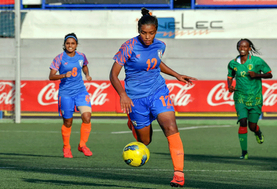 Young Footballer ManishaKalyan to be the first Indian to play in UEFA Women's Champions League