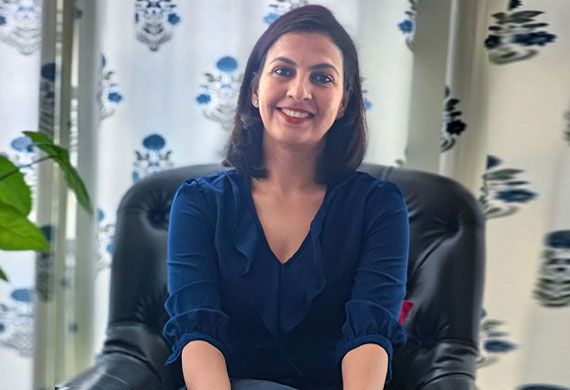 Pooja Meena: Amalgamating Clay & Courage To Empower Artisans & Households Alike