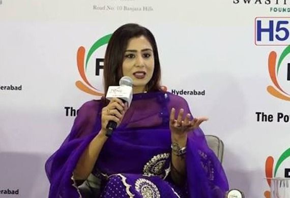Ghazal Alagh Shares Startup Lessons at FLO Hyderabad Event